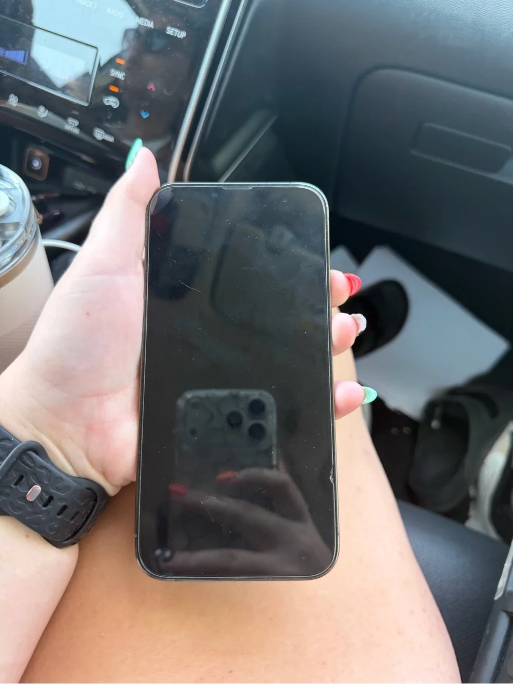 iPhone 13 Pro Max and iPhone 14